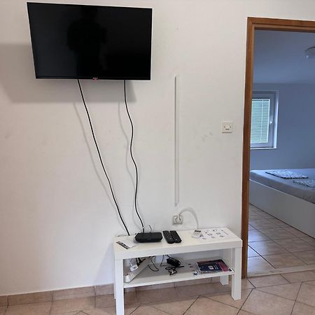 Apartmani Bruno Vrsi Dış mekan fotoğraf
