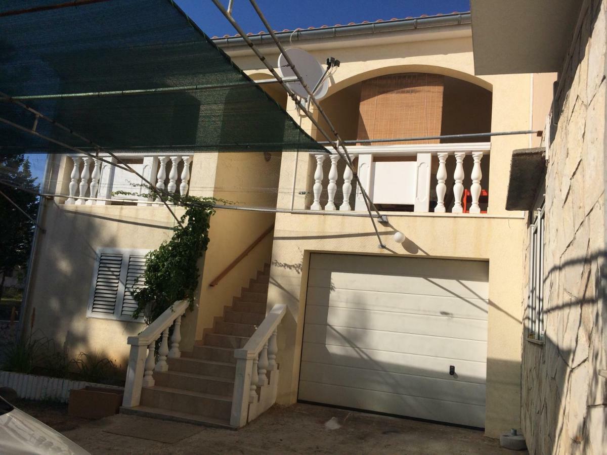 Apartmani Bruno Vrsi Dış mekan fotoğraf